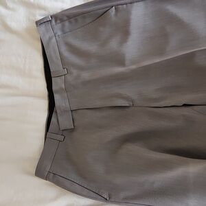 Kenneth Cole Reaction Gray Lightweight Dress Pants. Sz 36